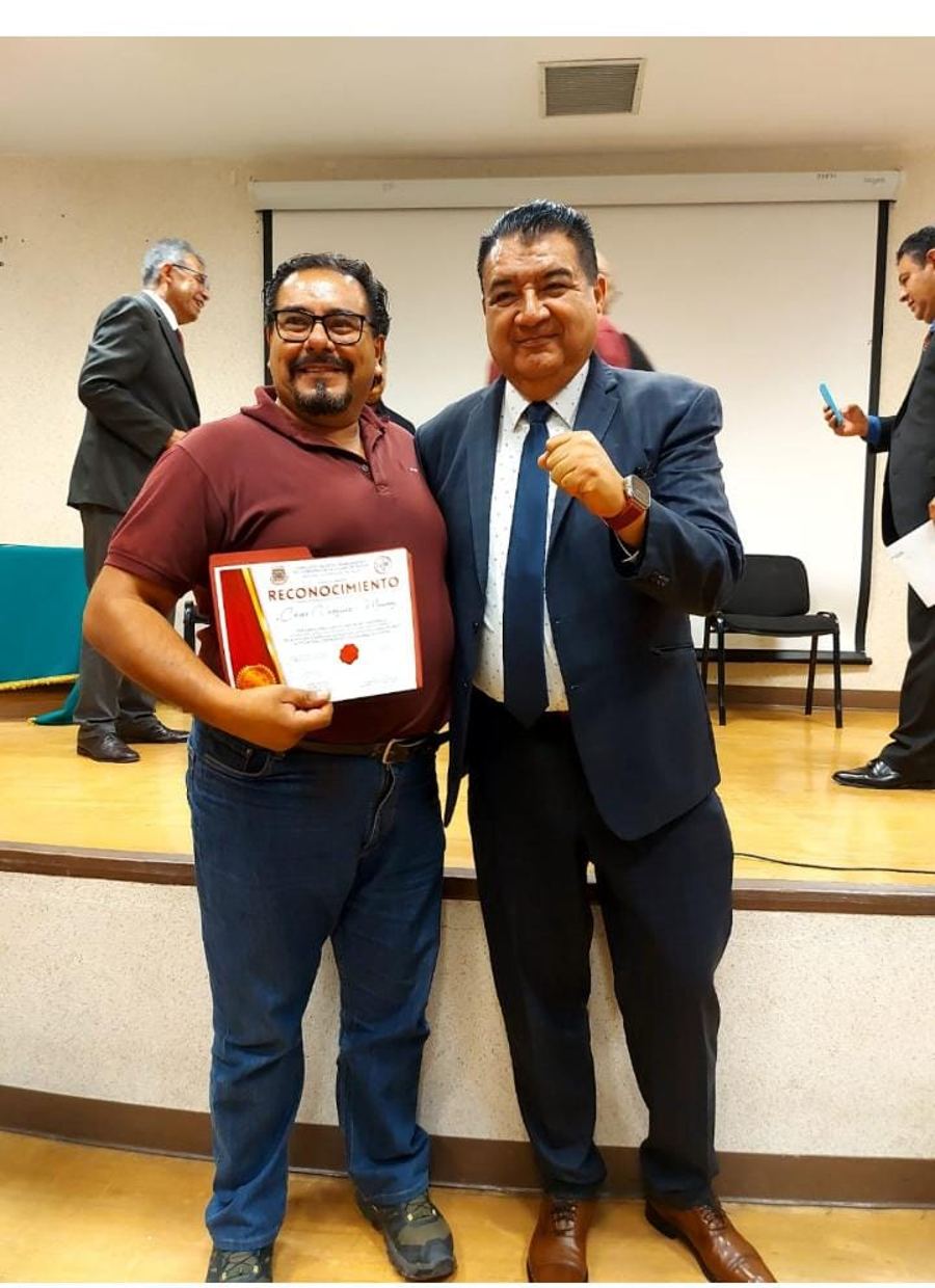 Reconocimiento entregado al delegado